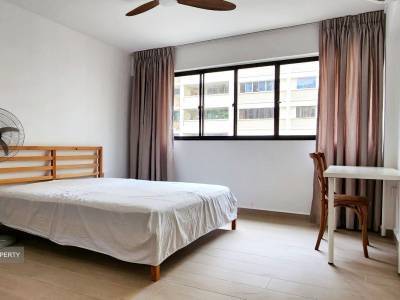 Blk 131 Eunos Spring
