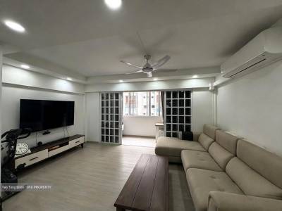 Blk 323 Jurong East Street 31