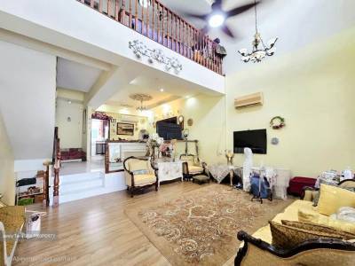 Loyang Villas